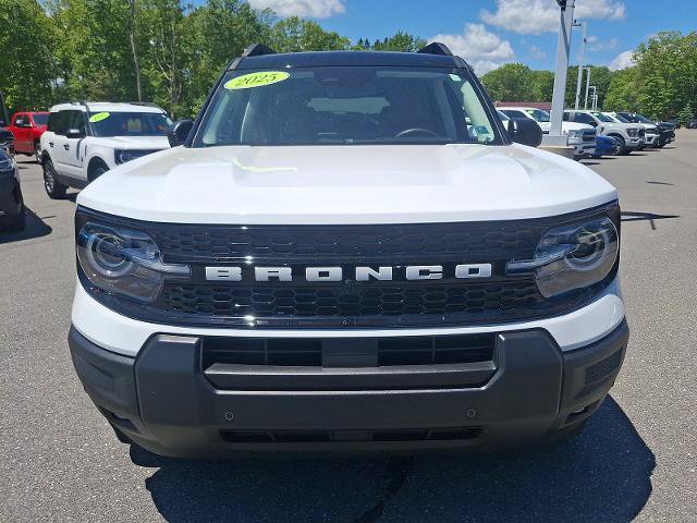 Certified 2025 Ford Bronco Sport Outer Banks w/ Outer Banks Tech Package+ AWD/4WD image 2