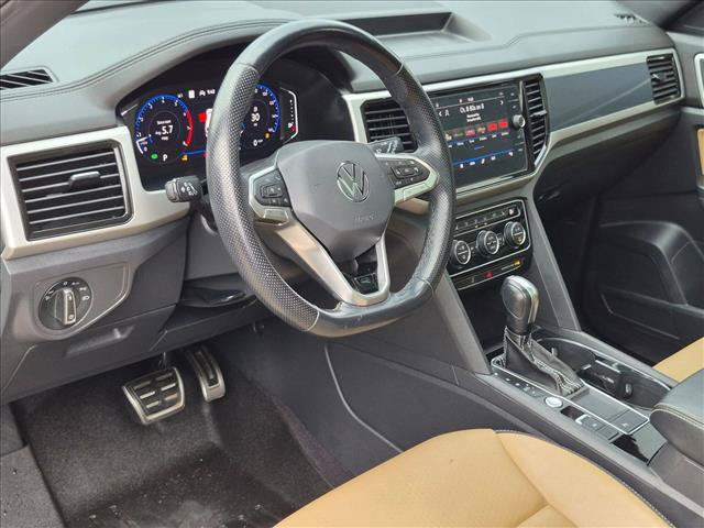 Used 2021 Volkswagen Atlas Cross Sport SEL R-Line FWD image 9
