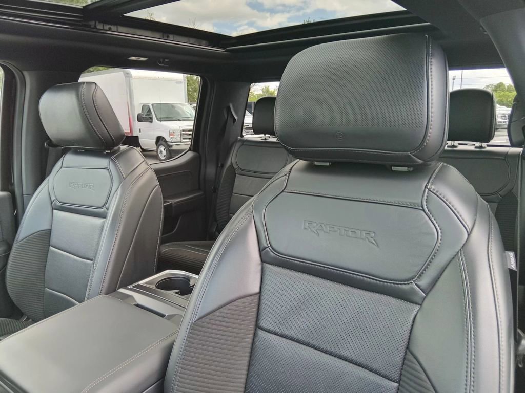 Certified 2022 Ford F150 Raptor w/ Raptor 37 Performance Package image 15