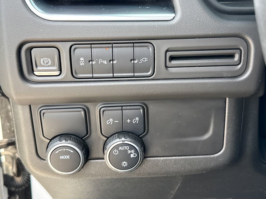 Used 2021 Chevrolet Tahoe LT RWD image 14