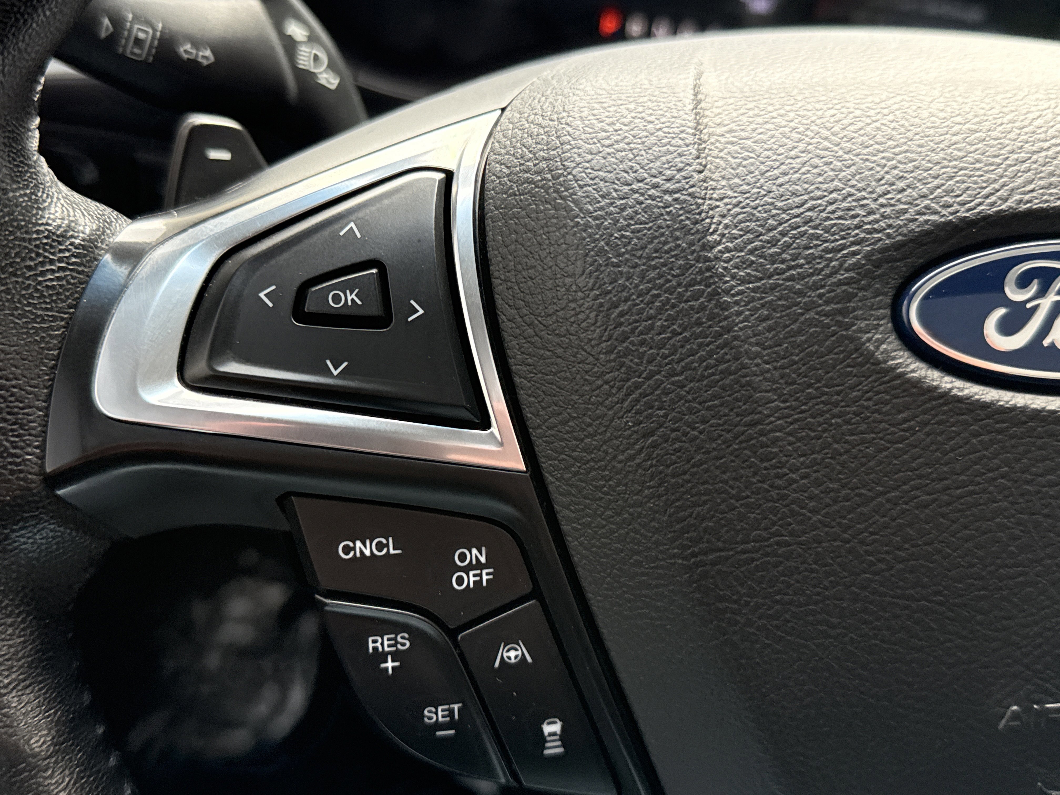 Certified 2019 Ford Edge Titanium w/ Equipment Group 301A image 20