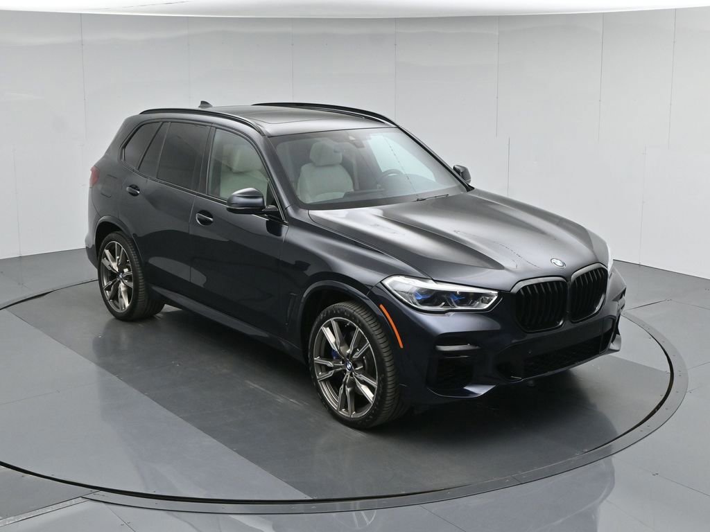 Used 2022 BMW X5 M50i w/ Executive Package image 4