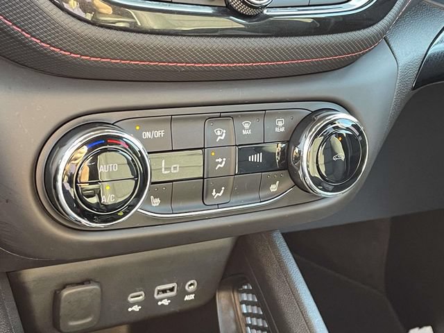 Used 2023 Chevrolet TrailBlazer RS w/ Convenience Package FWD image 28