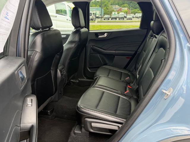 Certified 2025 Ford Escape Platinum AWD/4WD image 14