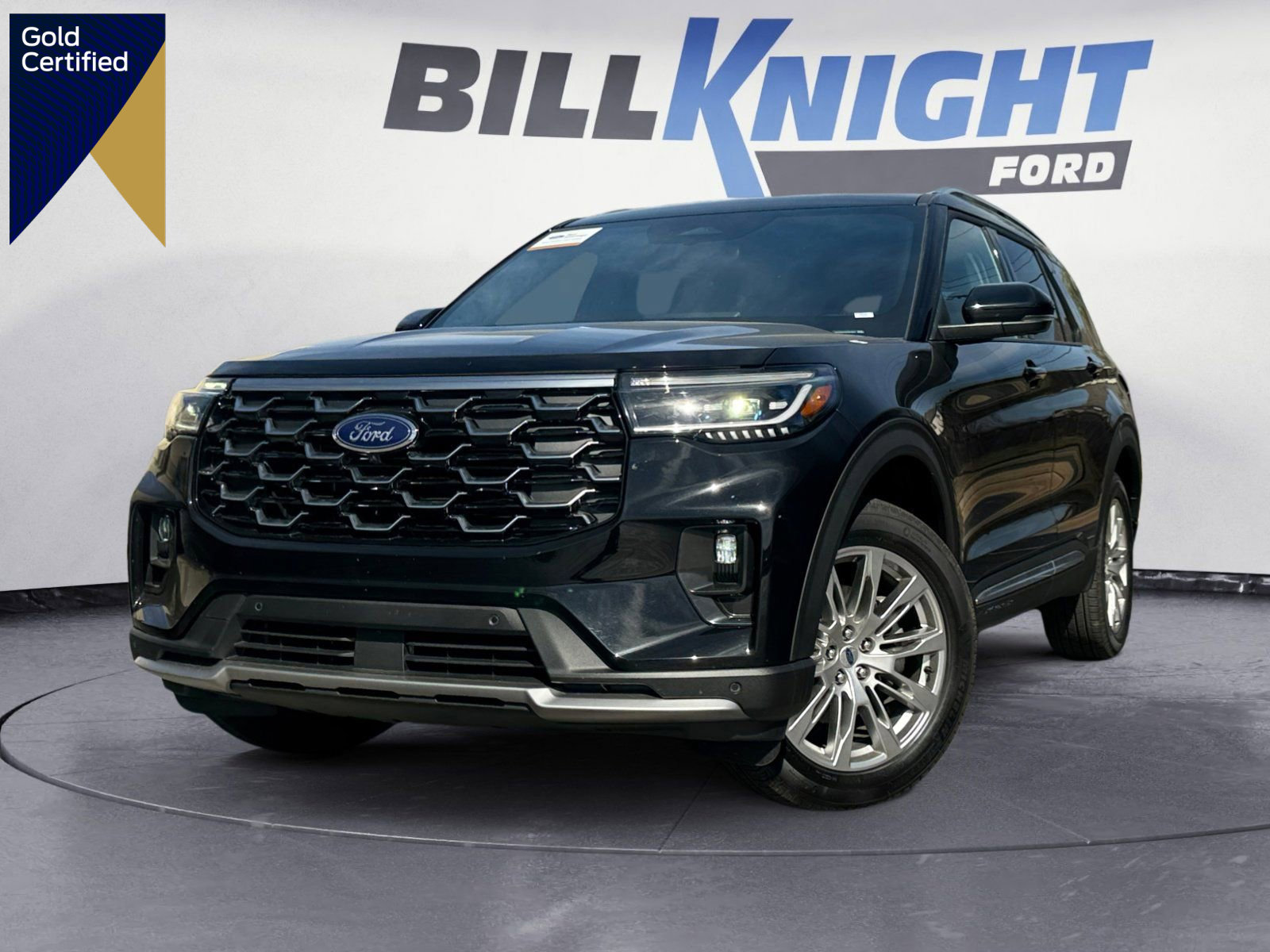 Certified 2025 Ford Explorer Platinum image 1