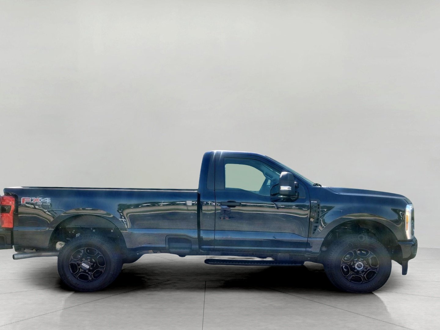 Certified 2025 Ford F350 XL w/ STX Appearance Package AWD/4WD image 5