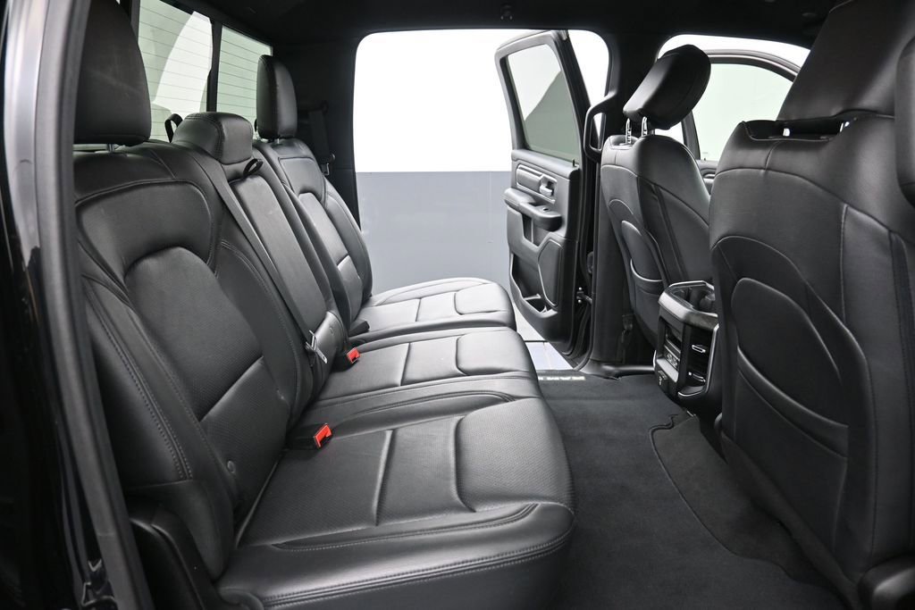 Used 2019 RAM 1500 Big Horn AWD/4WD image 10