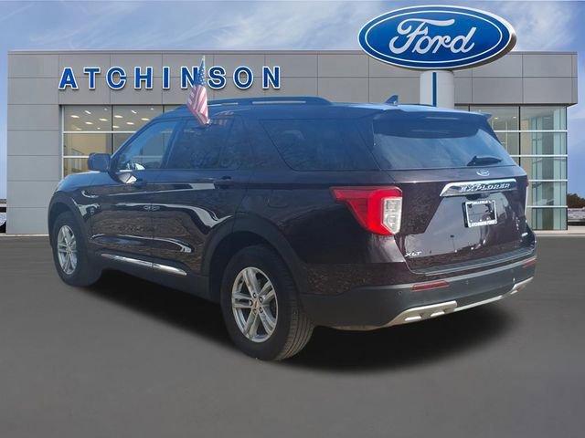 Certified 2022 Ford Explorer XLT w/ Equipment Group 202A image 2