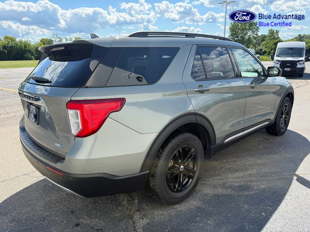 Certified 2020 Ford Explorer XLT w/ Equipment Group 202A AWD/4WD image 9