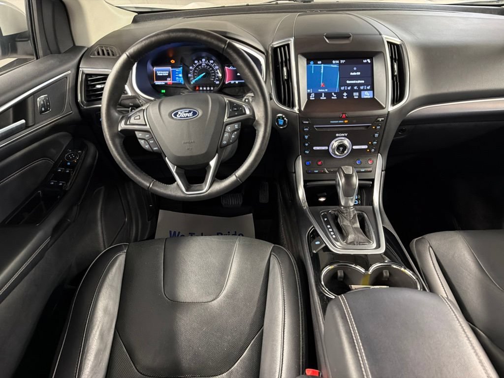 Certified 2018 Ford Edge Titanium w/ Equipment Group 301A AWD/4WD image 8