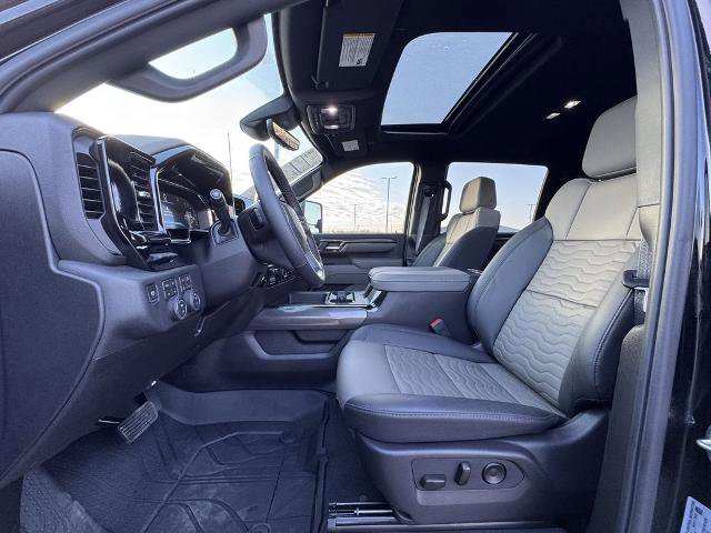 Used 2026 Chevrolet Silverado 2500 ZR2 w/ LPO, Dark Essentials Package image 13