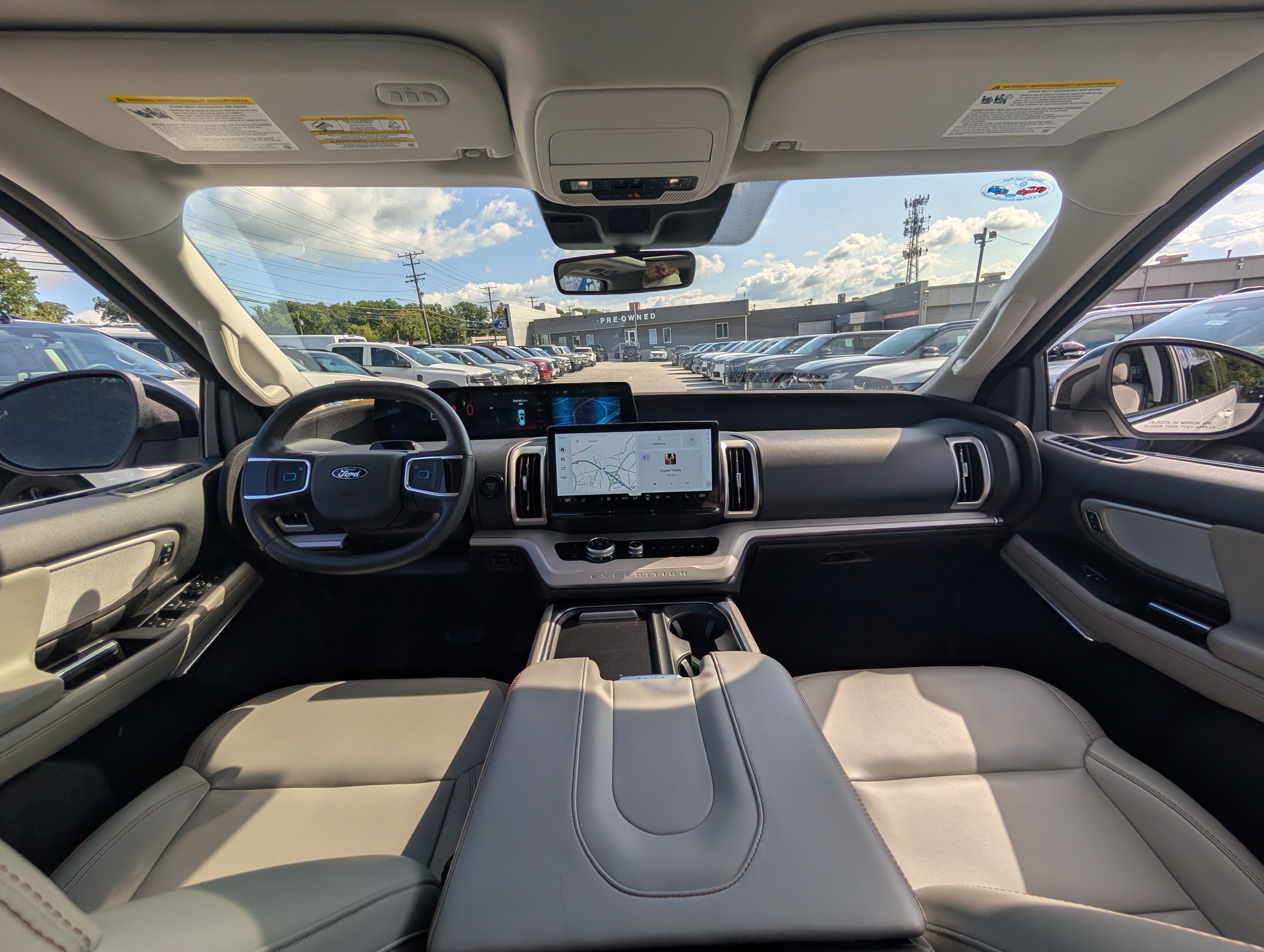 Certified 2025 Ford Expedition Active AWD/4WD image 25