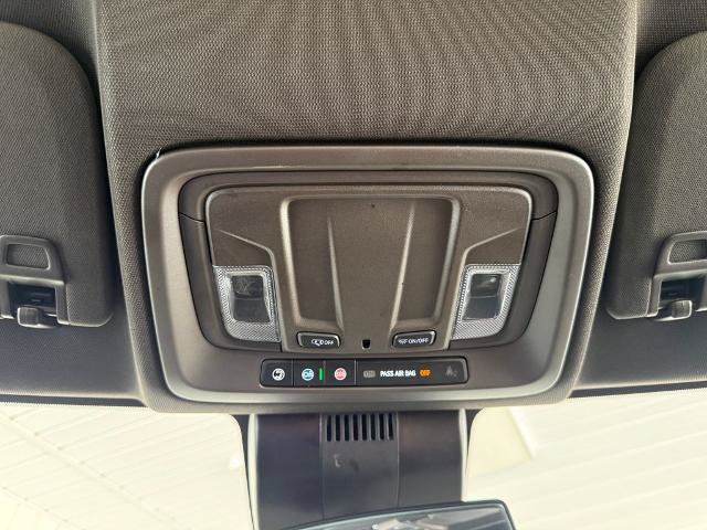 Used 2025 Chevrolet Silverado 1500 LT RWD image 17