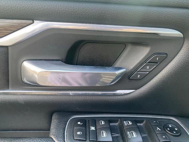 Used 2020 RAM 1500 Laramie AWD/4WD image 13