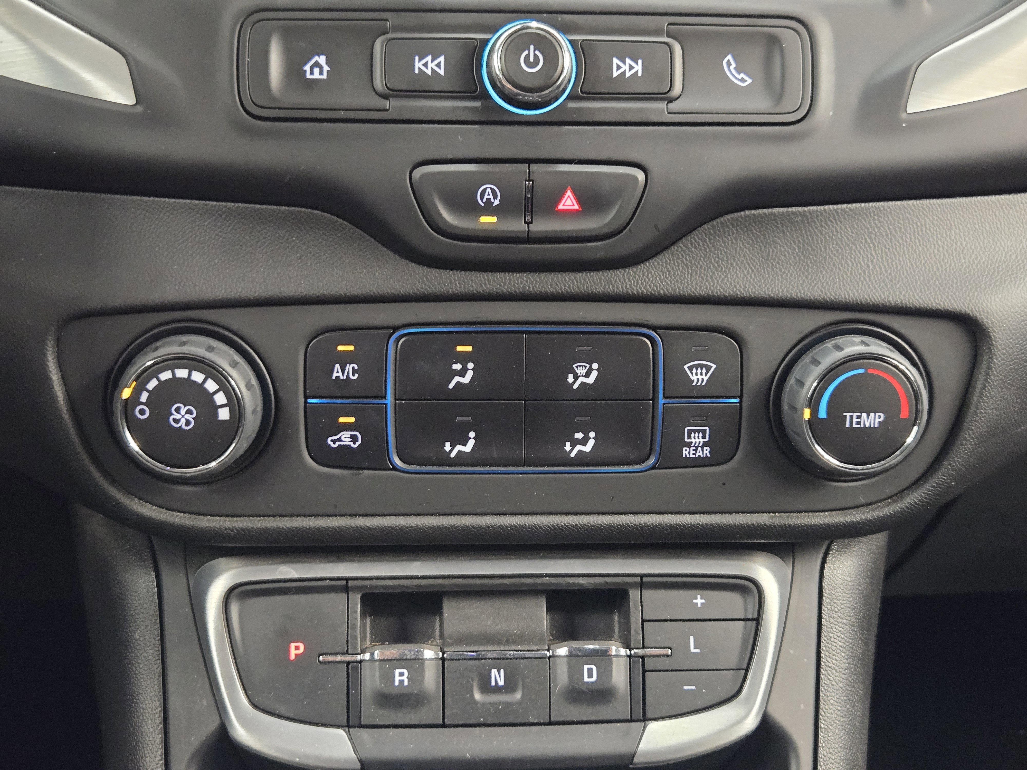 Used 2024 GMC Terrain SLE FWD image 20