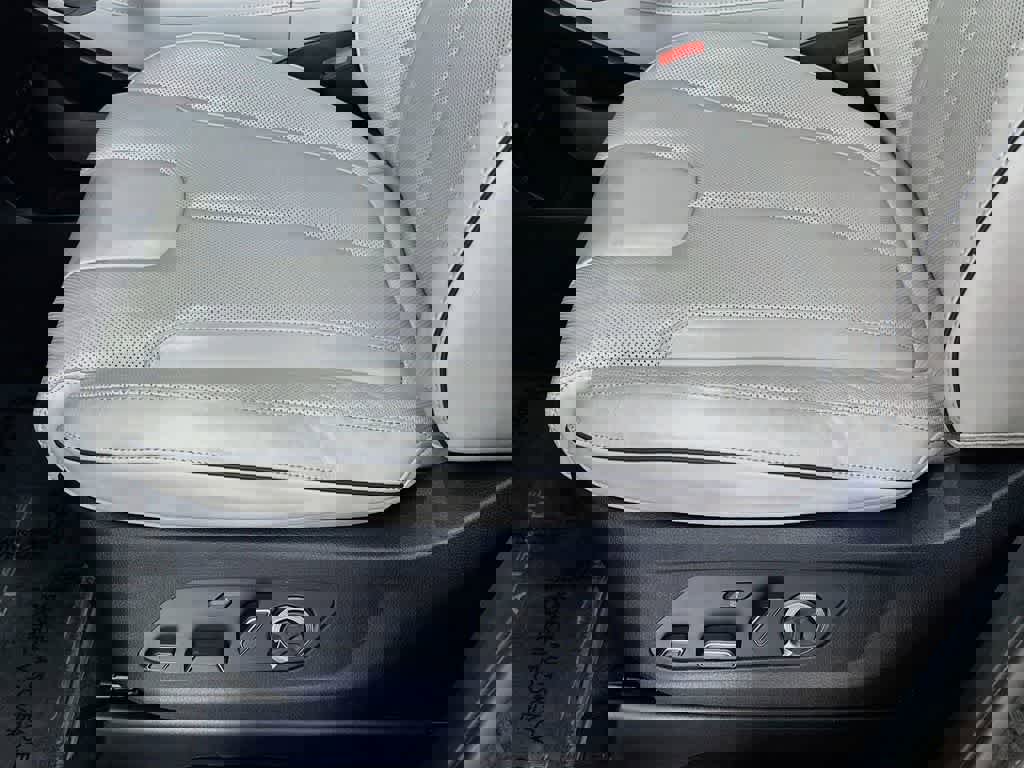 Used 2024 Hyundai Palisade Calligraphy FWD image 30