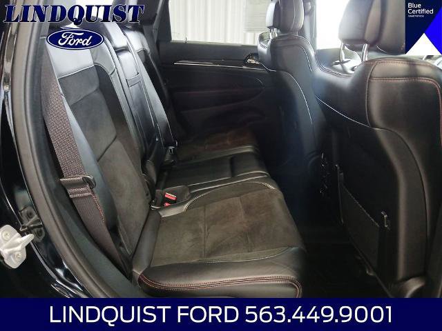 Used 2019 Jeep Grand Cherokee Trailhawk AWD/4WD image 18