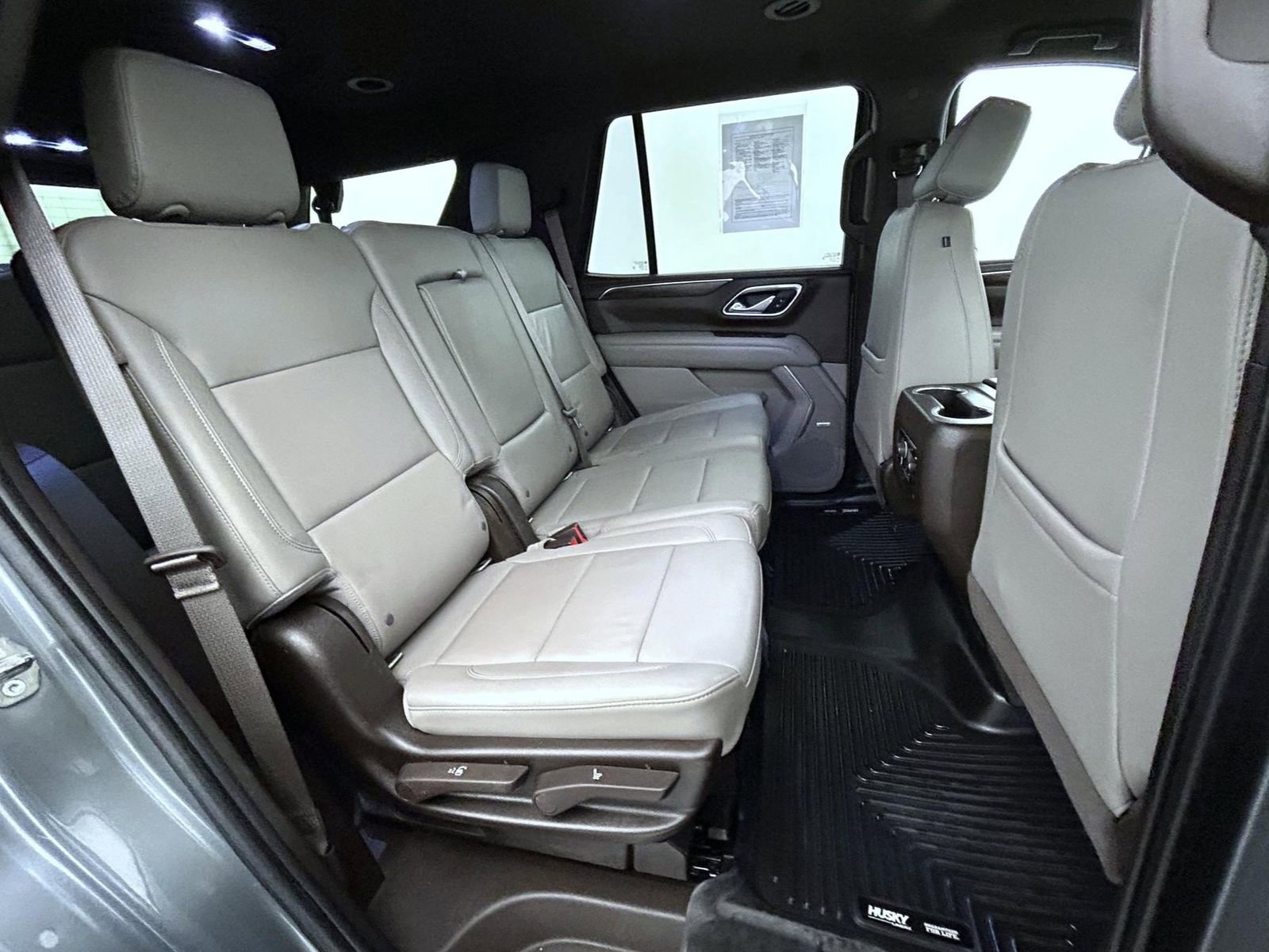 Used 2021 Chevrolet Tahoe Z71 AWD/4WD image 18