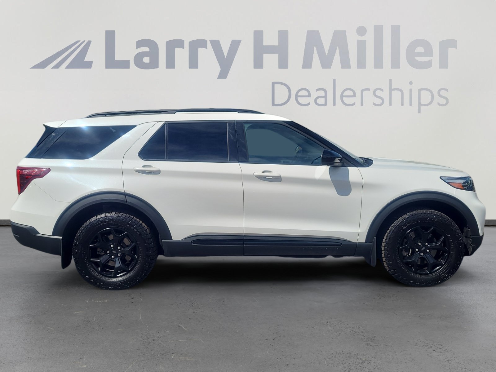 Certified 2023 Ford Explorer Timberline w/ Timberline Technology Package AWD/4WD image 6