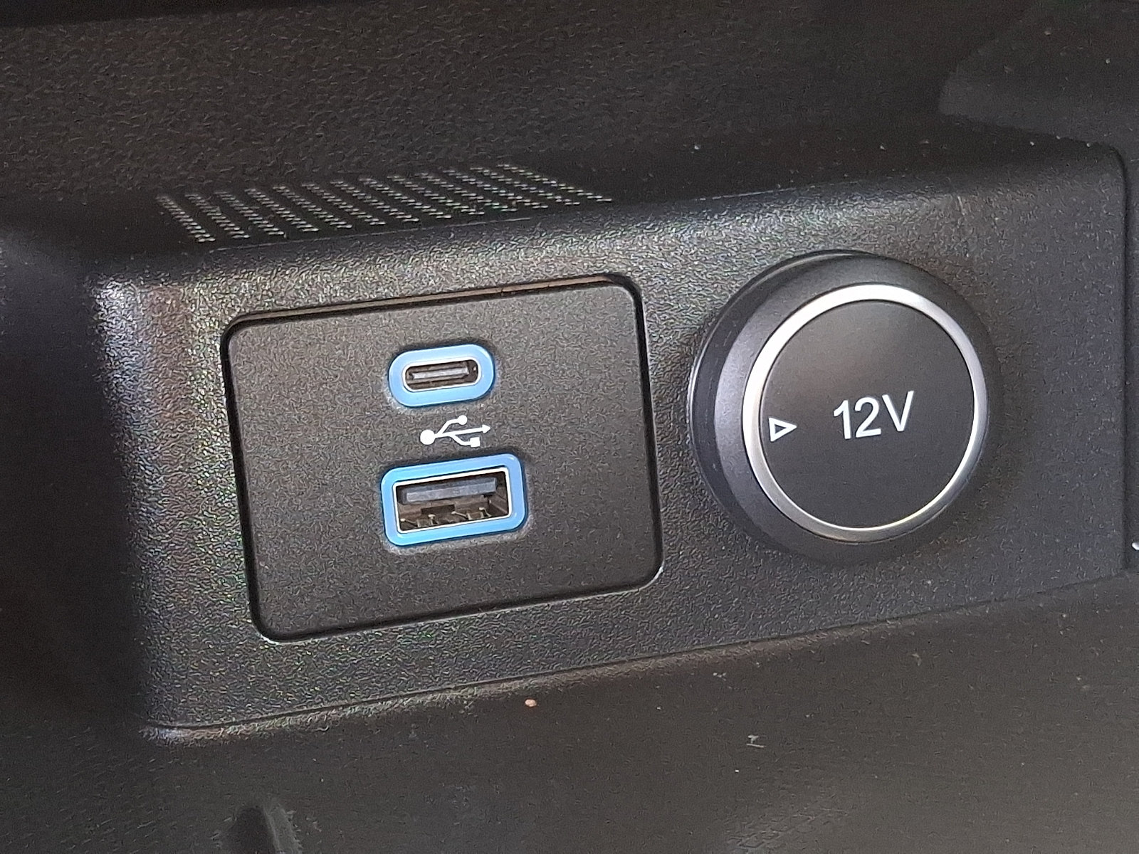 Certified 2021 Ford Escape SE FWD image 25