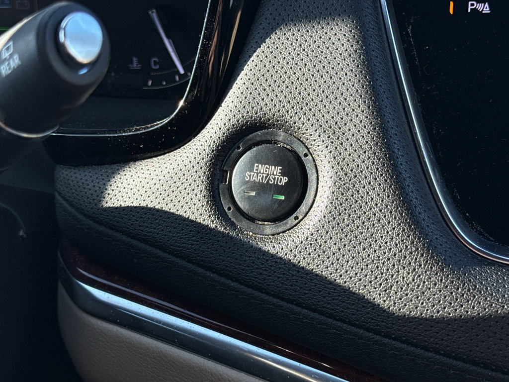 Used 2019 Cadillac XT5 Luxury image 16