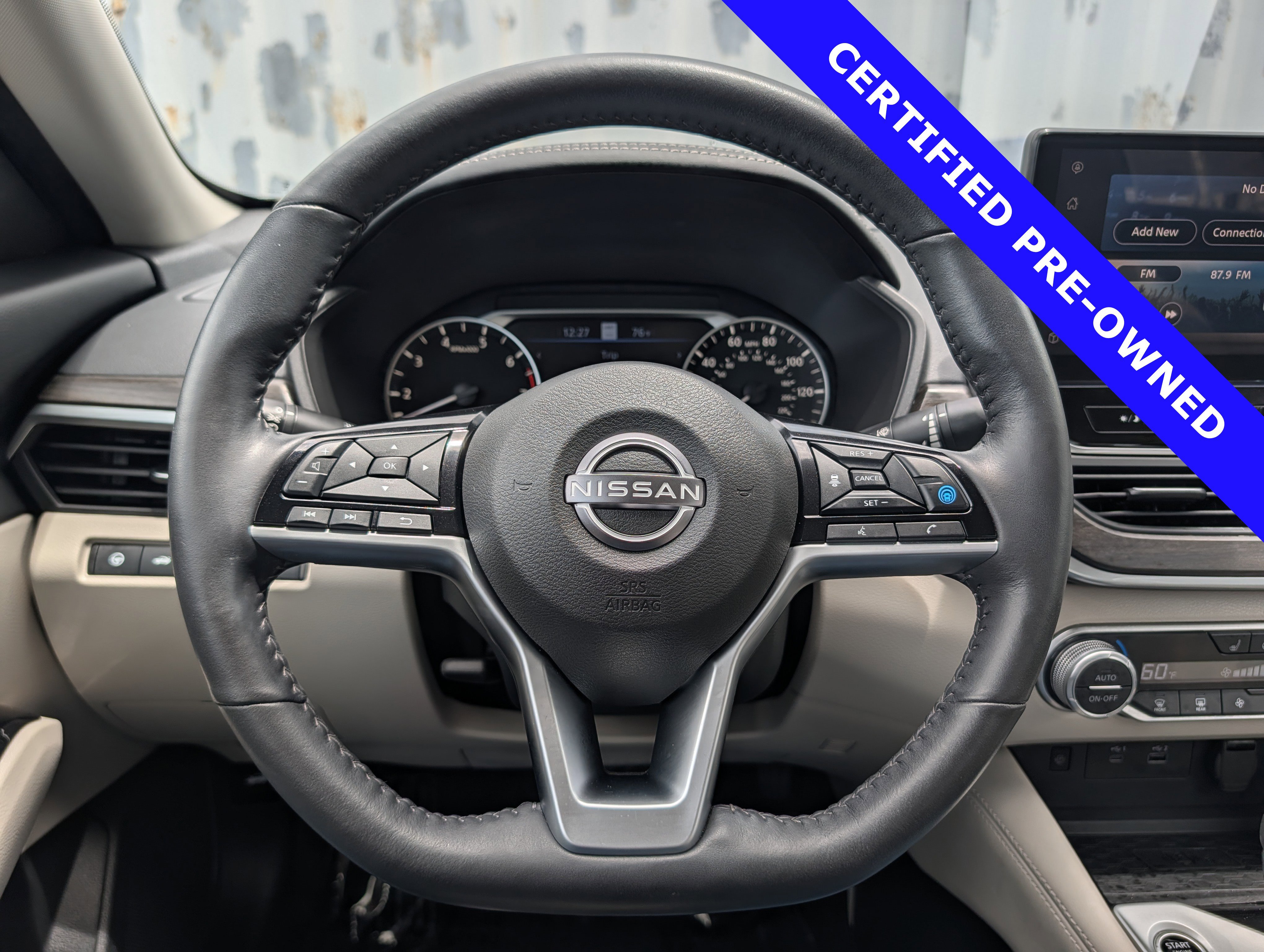 Used 2023 Nissan Altima 2.5 SL AWD/4WD image 25