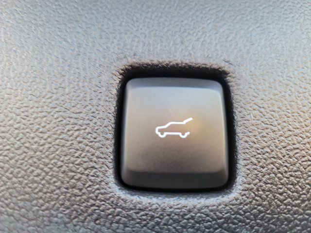 Certified 2022 Ford Escape Titanium w/ Titanium Premium Package image 13