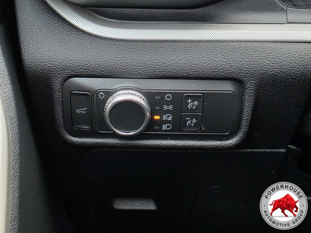 Certified 2021 Ford Explorer XLT RWD image 29