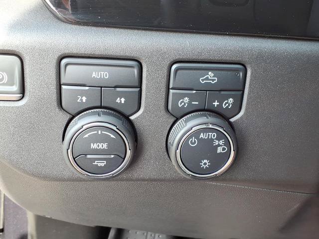 Used 2024 Chevrolet Silverado 1500 LT AWD/4WD image 13