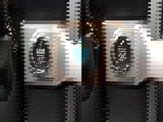 Certified 2022 Ford F150 XLT w/ Equipment Group 302A High image 15