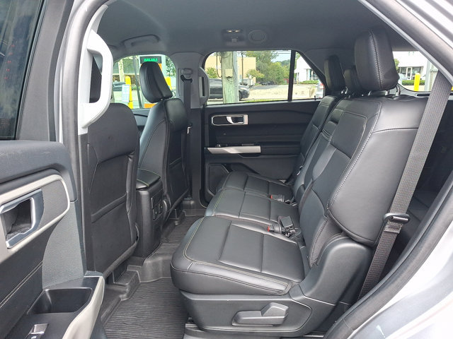 Certified 2023 Ford Explorer XLT w/ Equipment Group 202A AWD/4WD image 12