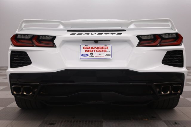 Used 2022 Chevrolet Corvette Stingray Coupe w/ Z51 Performance Package RWD image 23