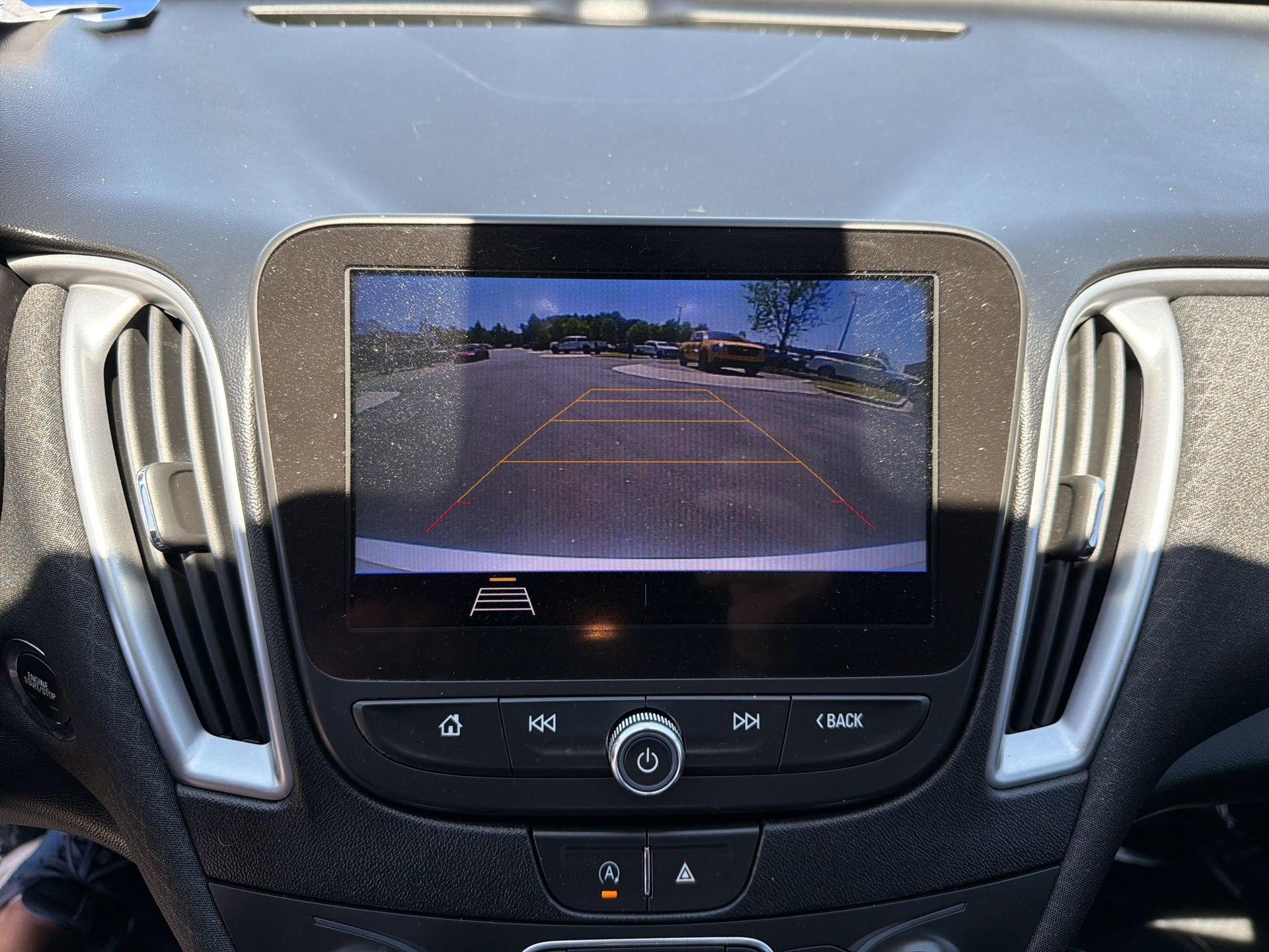 Used 2020 Chevrolet Malibu LS image 11