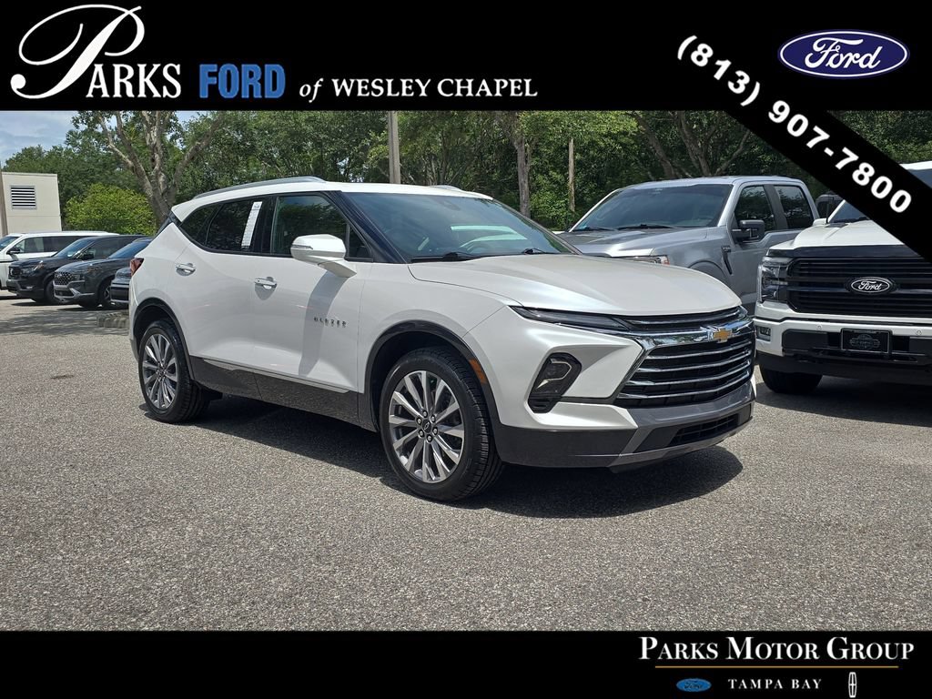 Used 2024 Chevrolet Blazer Premier w/ Enhanced Convenience Package FWD image 1