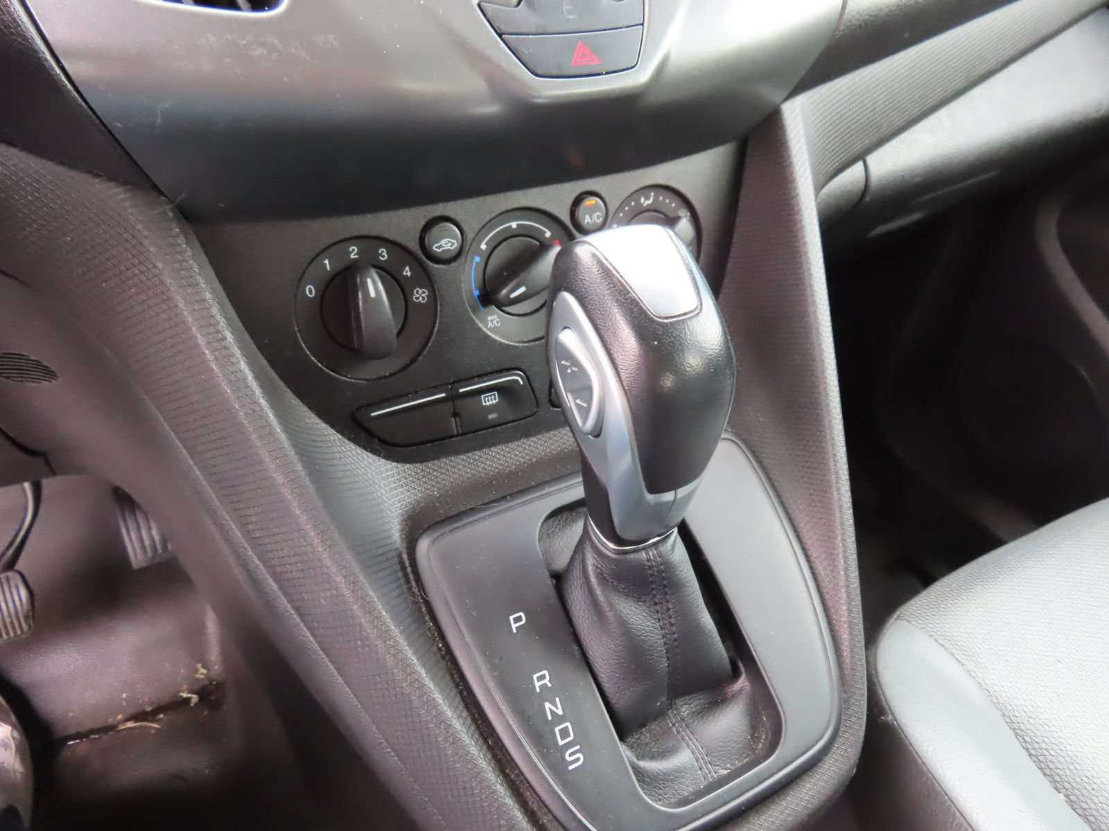 Certified 2017 Ford Transit Connect XL FWD image 22