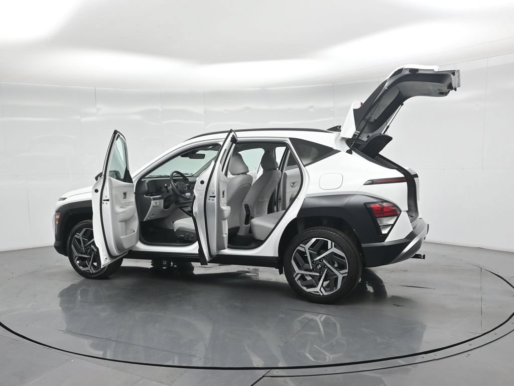 Used 2026 Hyundai Kona SEL Premium AWD/4WD image 35
