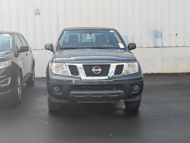 Used 2019 Nissan Frontier SV image 3