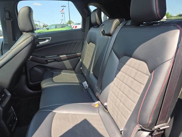 Certified 2024 Ford Edge ST-Line AWD/4WD image 28