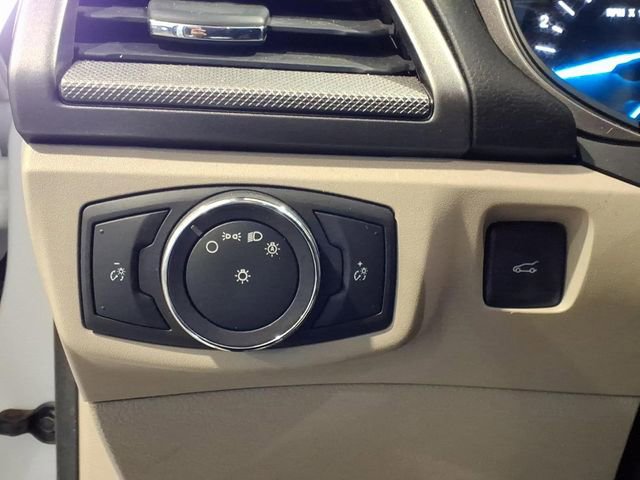 Certified 2017 Ford Fusion SE FWD image 22