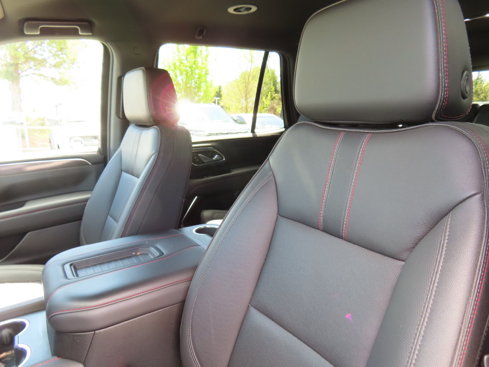 Used 2023 Chevrolet Tahoe RST w/ Luxury Package AWD/4WD image 28