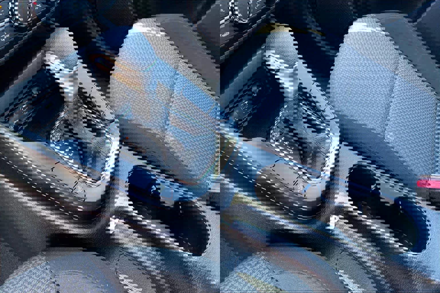 Used 2023 Kia Soul LX image 16