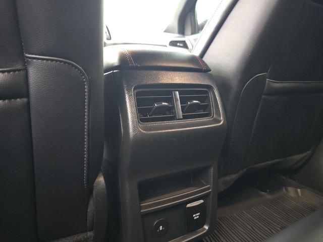 Certified 2024 Ford Edge ST-Line AWD/4WD image 23