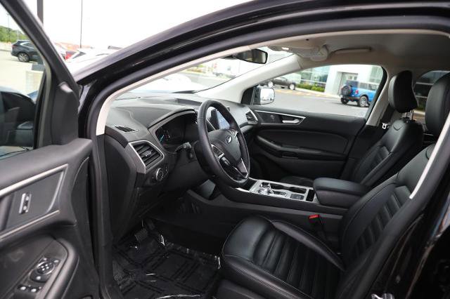 Certified 2024 Ford Edge SEL w/ Convenience Package AWD/4WD image 19