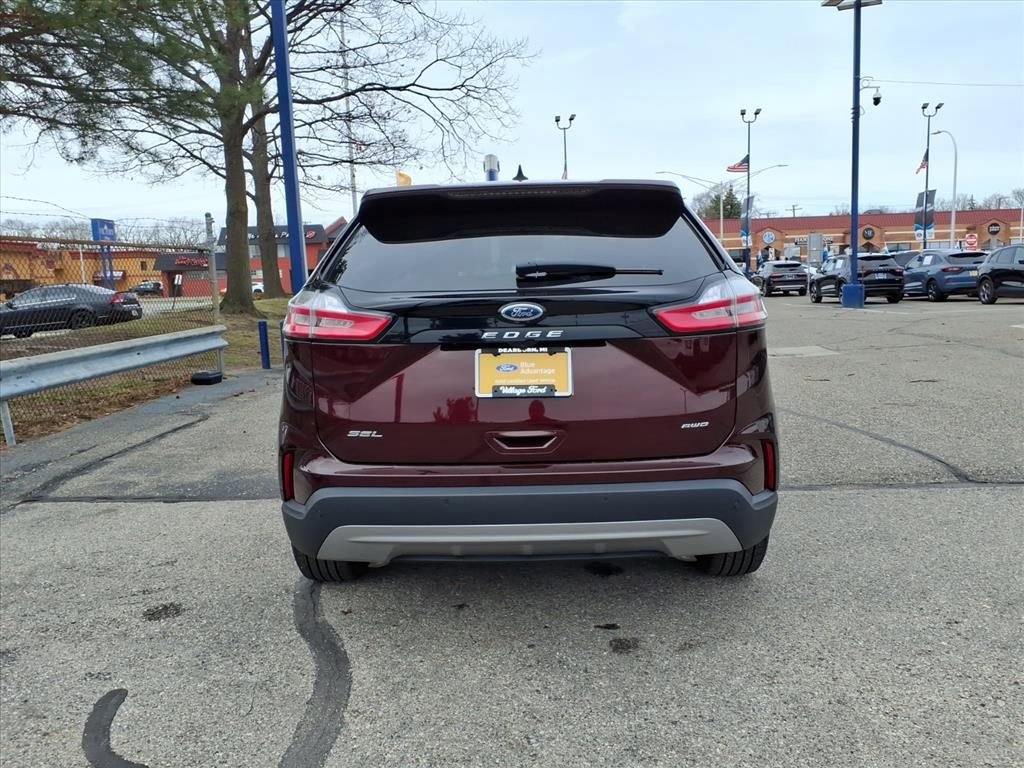 Certified 2023 Ford Edge SEL w/ Convenience Package image 4