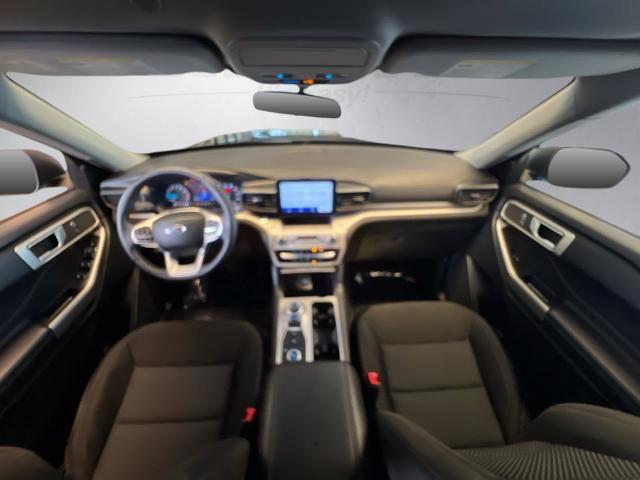 Certified 2023 Ford Explorer XLT AWD/4WD image 3