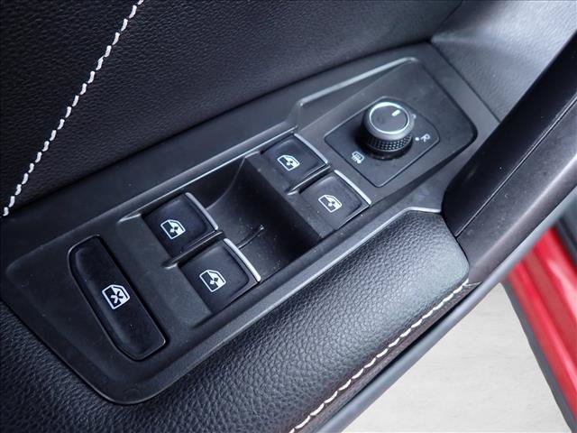 Used 2022 Volkswagen Tiguan SE AWD/4WD image 16