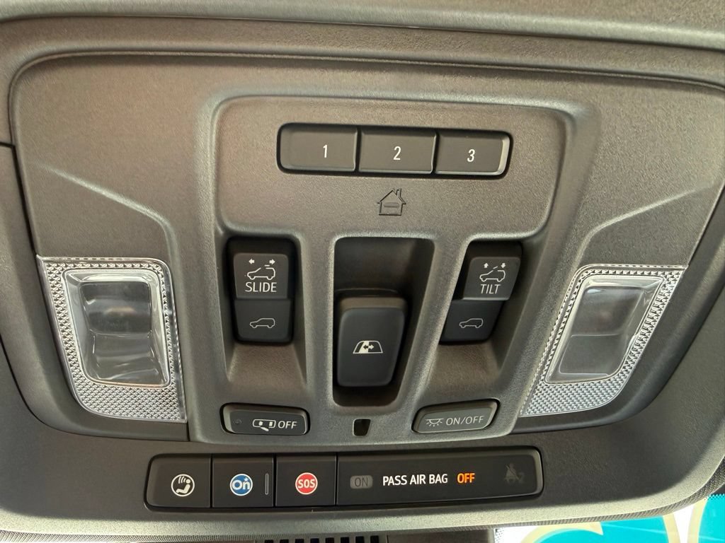 Used 2024 Chevrolet Silverado 3500 High Country w/ High Country Premium Package AWD/4WD image 25