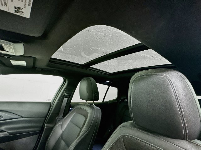 Used 2025 Chevrolet Equinox EV LT w/ Convenience Package FWD image 29