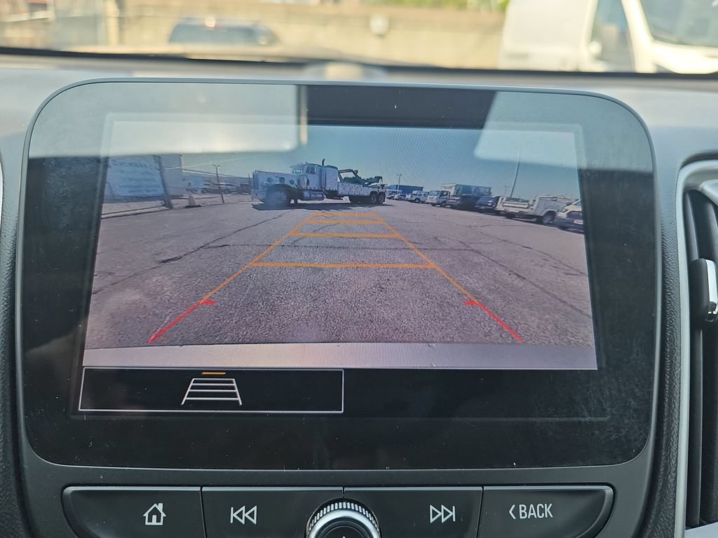 Used 2024 Chevrolet Malibu LT FWD image 21