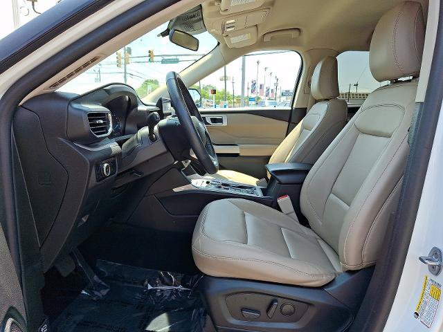 Certified 2023 Ford Explorer XLT w/ Equipment Group 202A AWD/4WD image 12